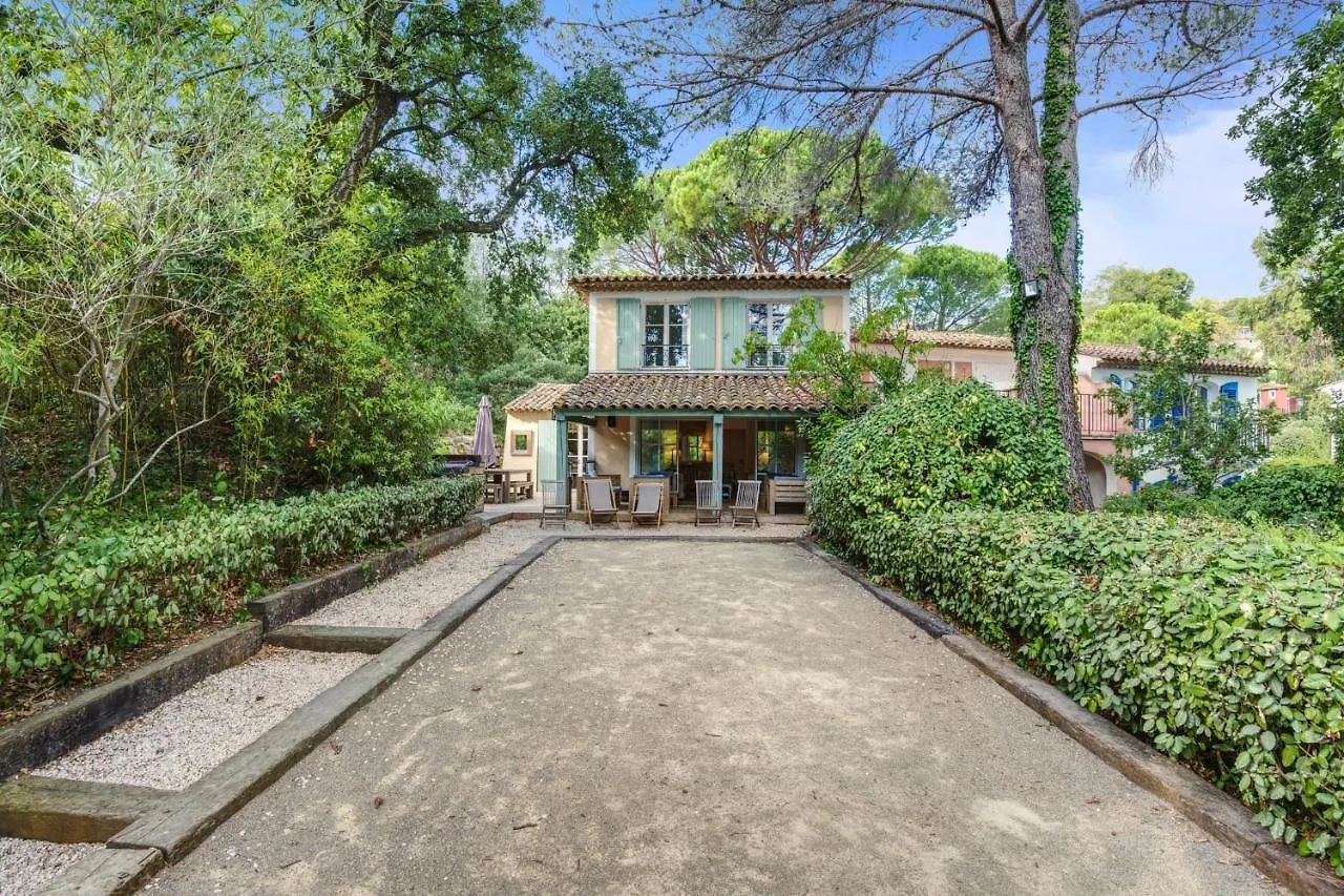 Villa Des Roses - Welkeys Grimaud 0*,  France
